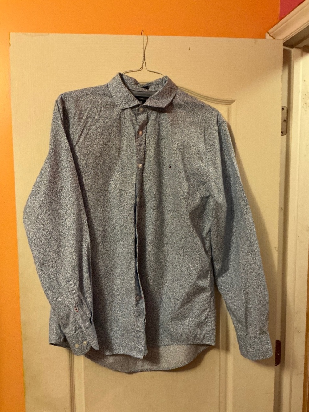 Tommy Hilfiger full sleeve dress shirt